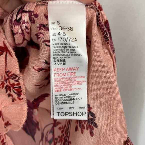 TopShop Semi Sheer Floral Surplice Romper - Picture 9 of 10